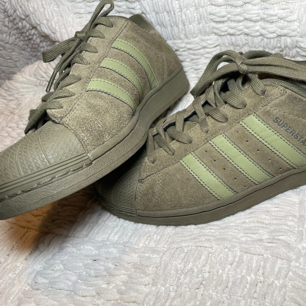 Adidas Superstar